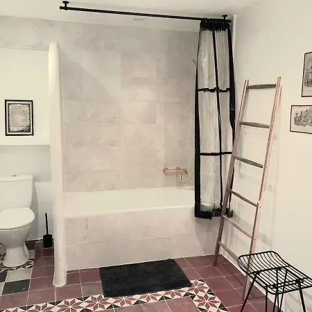 La P'tite Maison D'eve Angeline 8 Personnes *